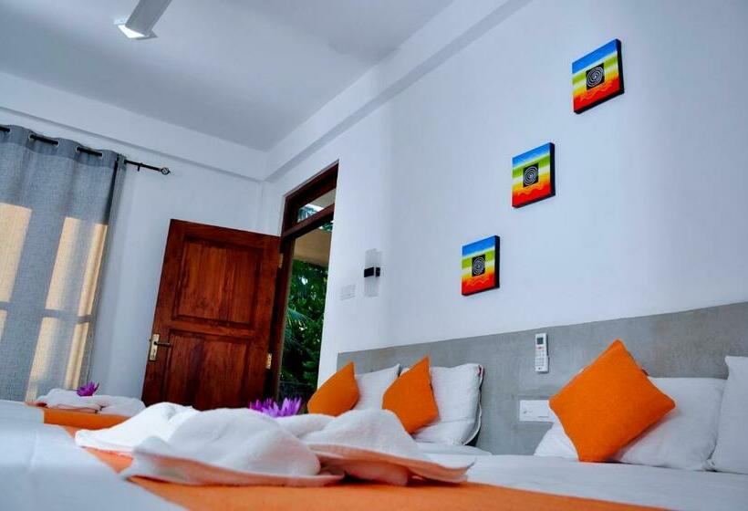 Семейный Номер Вид на Сад, Super King Star Holiday Resort