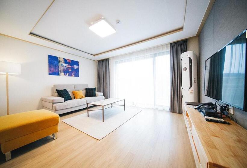 Люкс Повышенной Комфортности, The N Resort Hotel&spa Yangyang