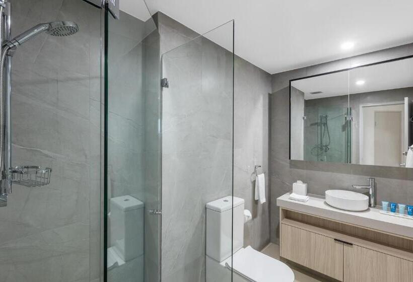 Люкс Deluxe 2 Спальни, Meriton Suites Bondi Junction
