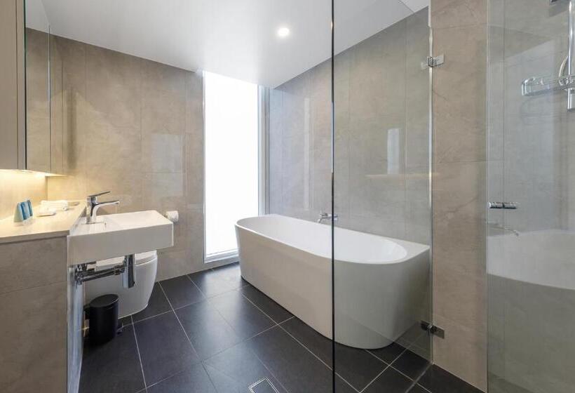 Люкс, Meriton Suites Bondi Junction