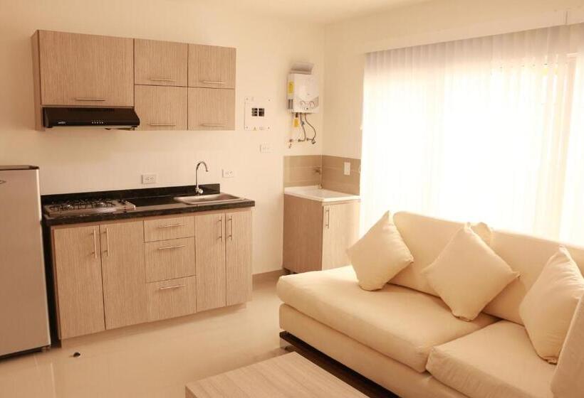 اتاق استاندارد سه نفره, Aparta Suites La Flora