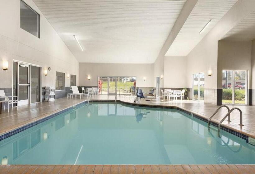 Стандартный Номер Кровать Кинг, Country Inn & Suites By Radisson, Platteville, Wi