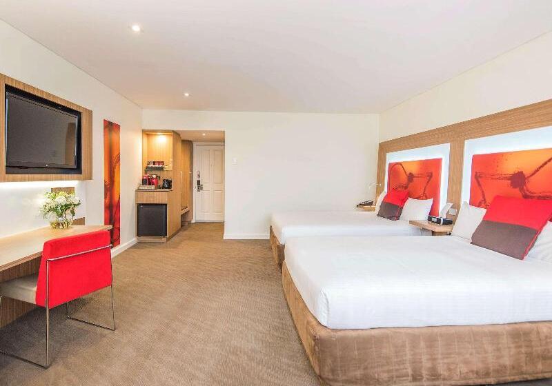 Номер Superior, Novotel Sydney West Hq