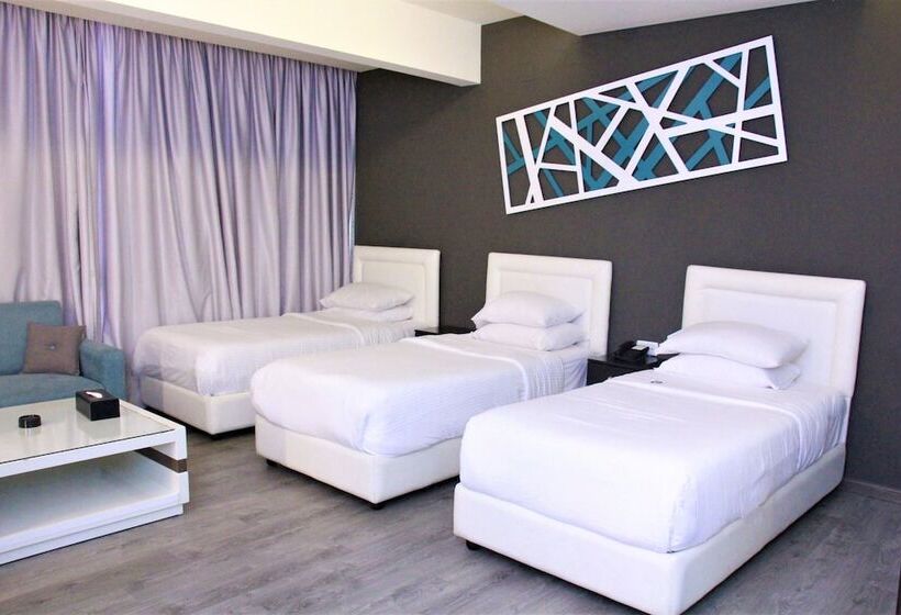 اتاق لوکس سه تخته, Beverly Hotel Beirut