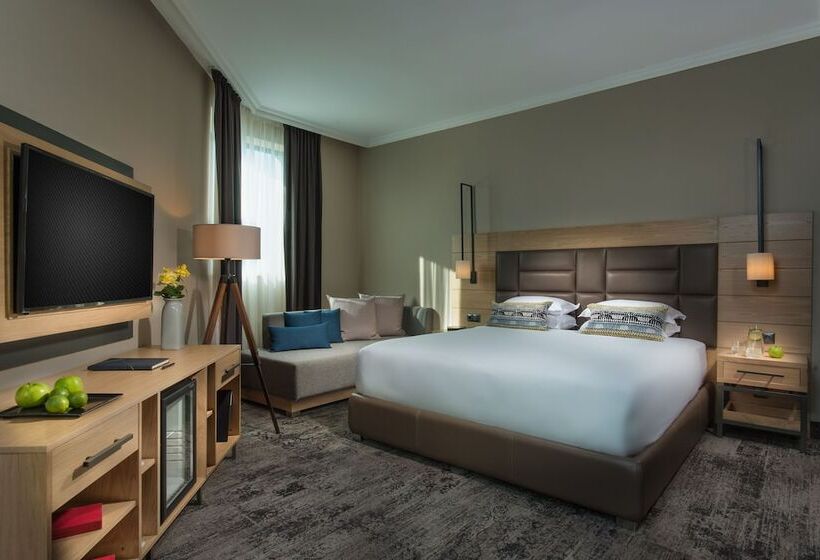 Номер Executive, Expo Sofia Hotel   Free Arrival Shuttle Bus   Free Parking   Free Compliments   Free Wi Fi