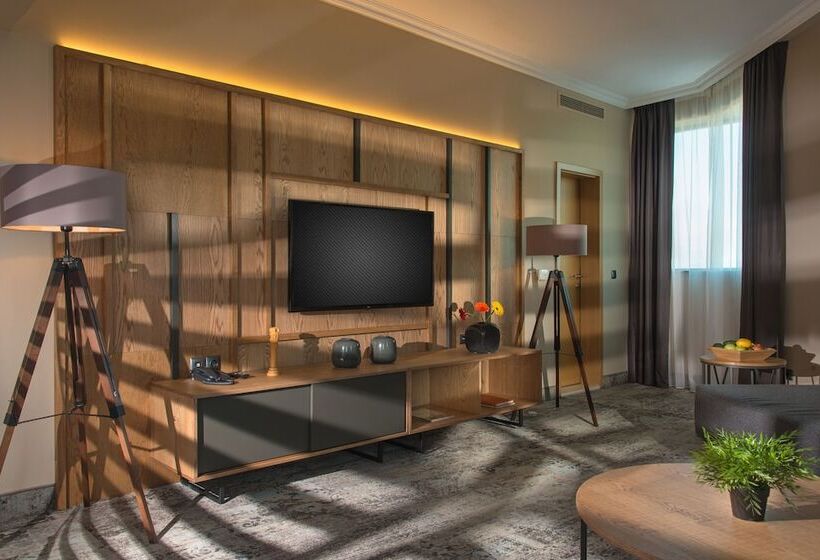 Президентский Люкс, Expo Sofia Hotel   Free Arrival Shuttle Bus   Free Parking   Free Compliments   Free Wi Fi