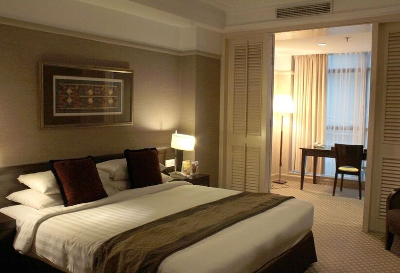 سوئیت پریمیوم, Pacific Regency Hotel Suites