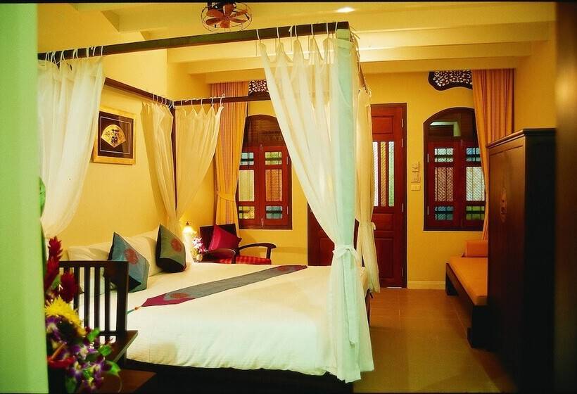 테라스 디럭스 룸, The Old Phuket   Karon Beach Resort   Sha Plus