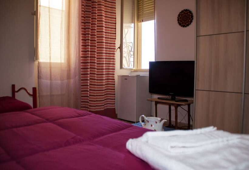 Трехместный Номер Deluxe с Видом, B&b Lighea