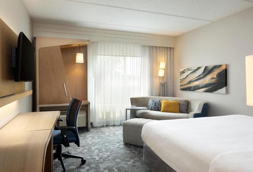 Номер Стандарт Кровать Кинг Адаптированный для Инвалидов, Courtyard By Marriott Austin Round Rock