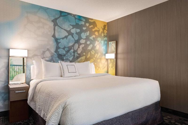 سوئیت با تخت بزرگ, Courtyard By Marriott Dayton North