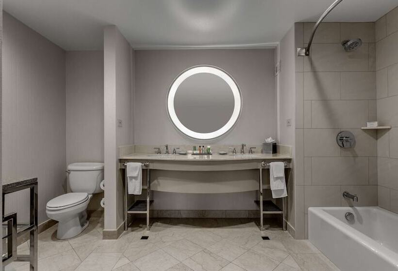 Standard Room Adapted for people with reduced mobility, Hilton Columbus At Easton