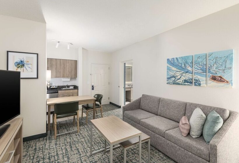 Svit, Homewood Suites By Hilton Miami Airport/blue Lagoon