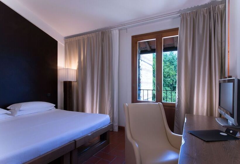Классический Номер, Cdh Hotel Radda