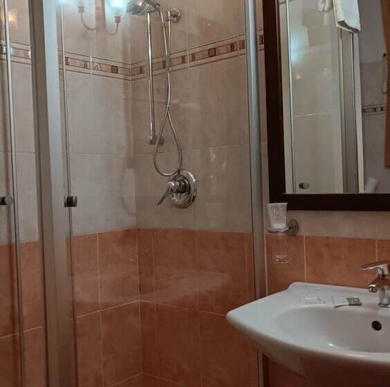 Номер Superior Одноместный, Euro House Inn Airport