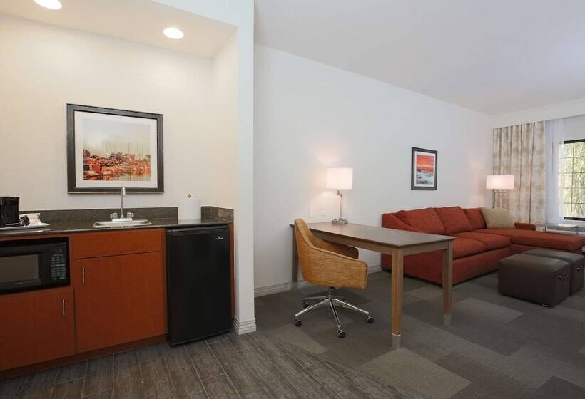 标准工作室, Hampton Inn And Suites Camarillo