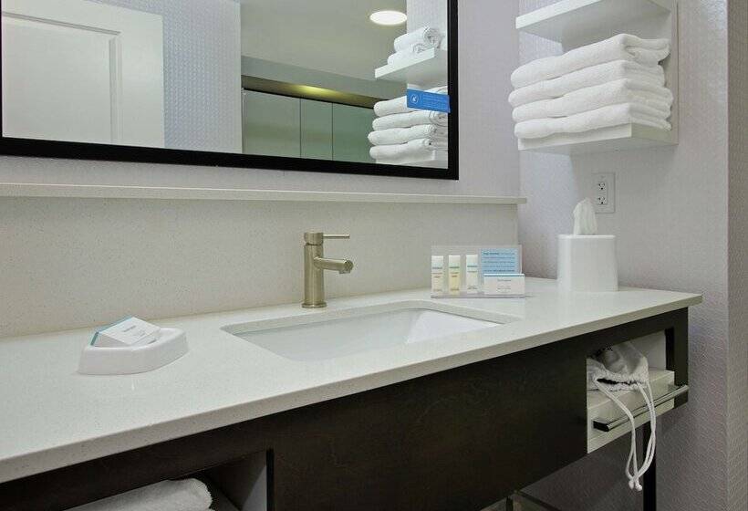 Номер Стандарт, Hampton Inn Hagerstown I 81