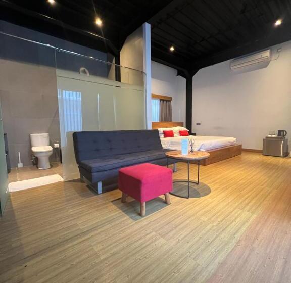 풀장 전망 스위트, Rumah Kahyangan