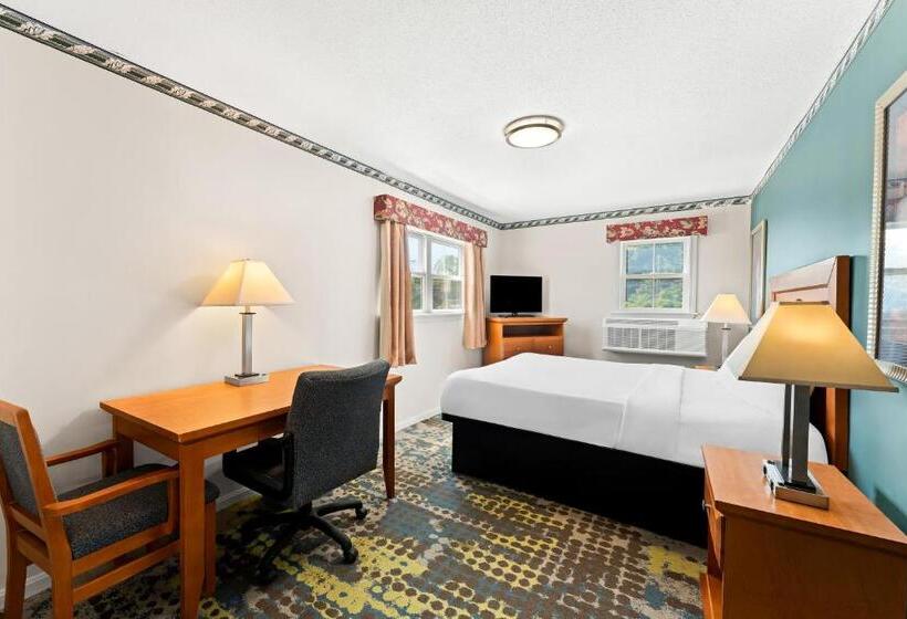 패밀리 룸, Americas Best Value Inn Stonington Mystic
