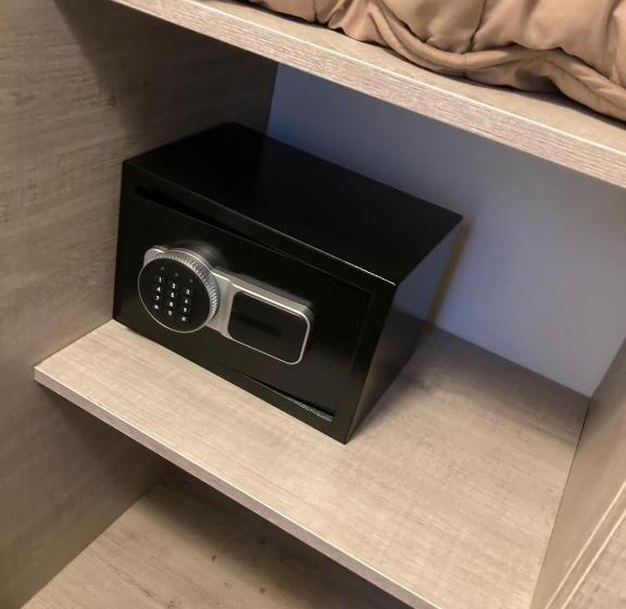 آپارتمان 1 خوابه با بالکن, Aparthotel Family
