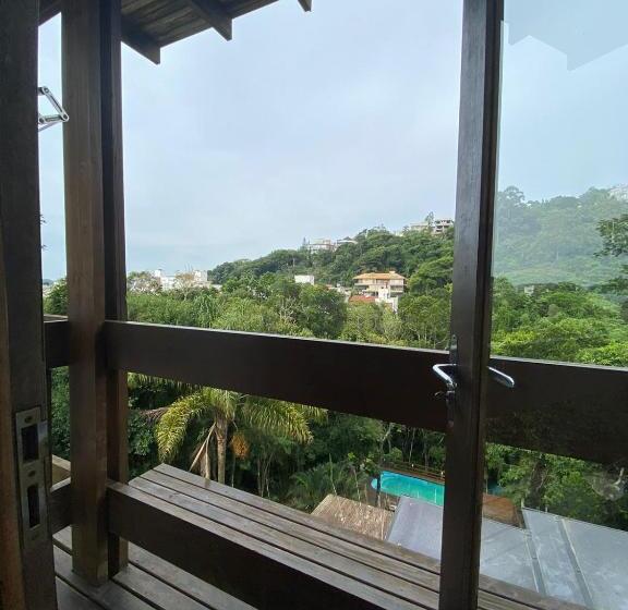 バスタブ付きデラックスルーム, Bombinhas Guest House