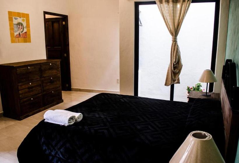 اتاق راحتی سه تخته, Casa Tequio