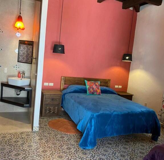 اتاق استاندارد سه نفره, Casa Tequio