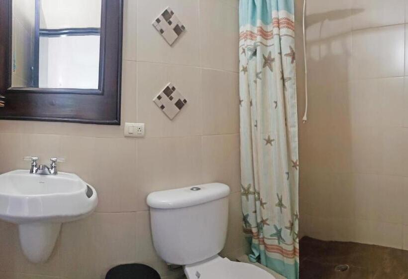 اتاق استاندارد با بالکن, Hostal Cann's House