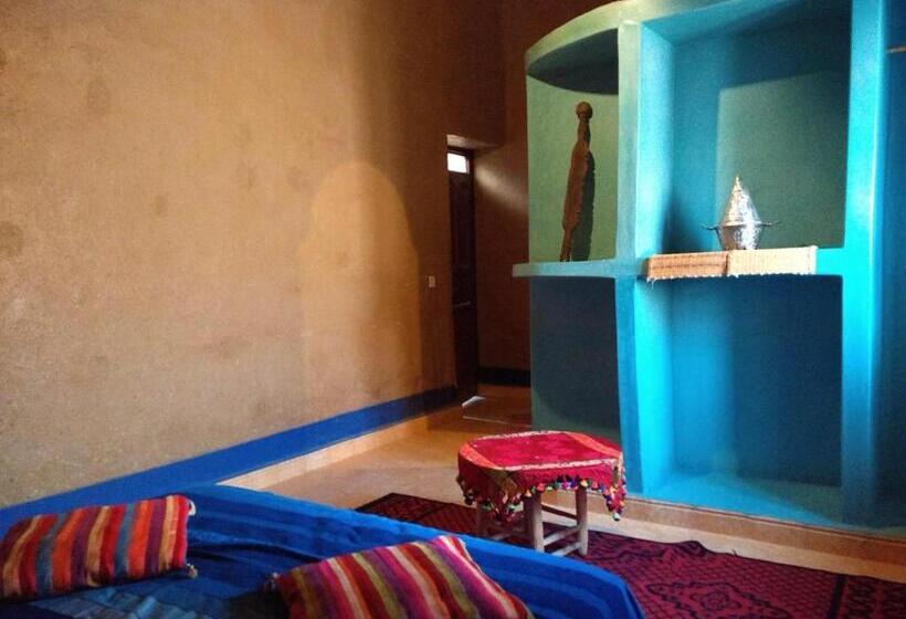 اتاق استاندارد با سرویس بهداشتی مشترک, Kasbah Planet Sahara