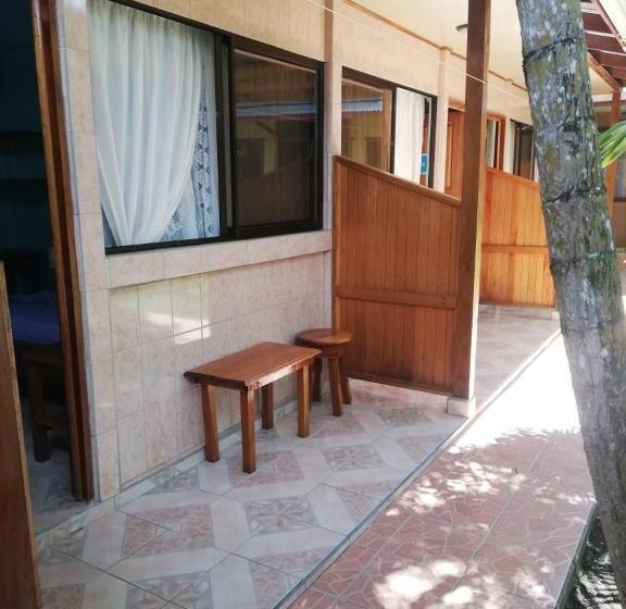 Номер Стандарт, Cabinas Popular