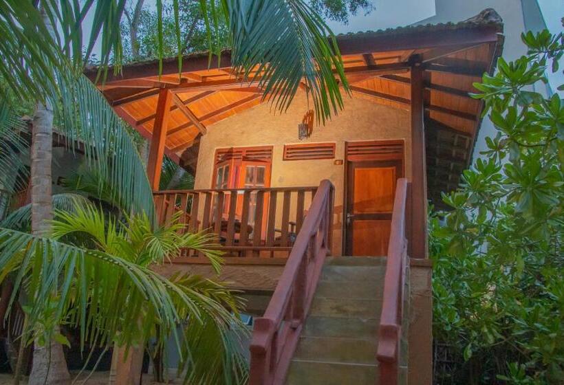 Хижина, Ganesh Garden Beach Cabanas