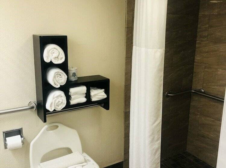Номер Стандарт, Quail Inn & Suites