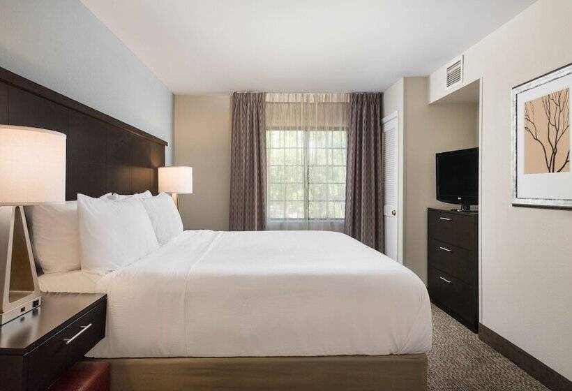 سوئیت 2 خوابه, Staybridge Suites Chantilly Dulles Airport, An Ihg