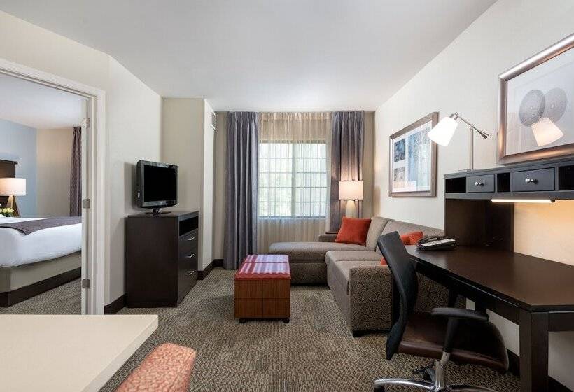 سوییت, Staybridge Suites Chantilly Dulles Airport, An Ihg