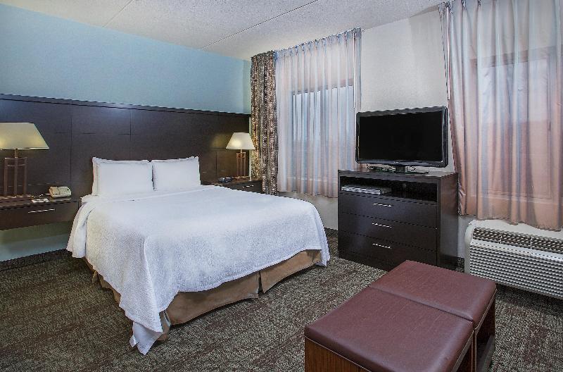 Suite met Kingsize Bed, Staybridge Suites Chattanooga Downtown  Convention Center, An Ihg