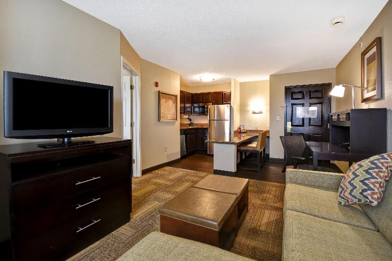 Люкс Кровать Кинг, Staybridge Suites Grand Rapids Kentwood, An Ihg