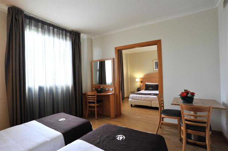 4인용 스탠다드 룸, Tulip Inn Turin West Rivoli