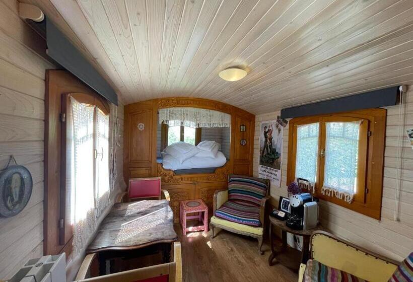 Номер Стандарт, Au Presbytère De Saigneville