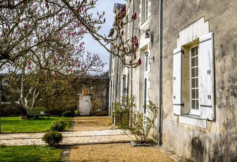 Номер Стандарт Вид на Сад, Château De La Grand'cour
