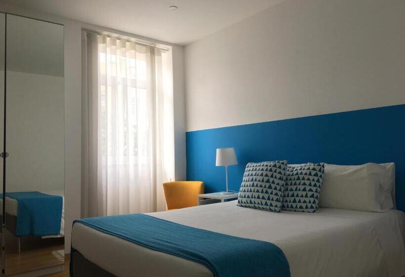 سوییت جونیور, Aveiro White House