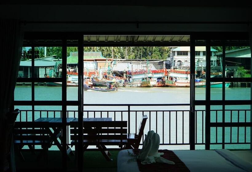 Family Suite, Chaiyai River Front