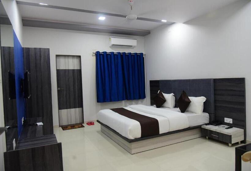 스탠다드 룸 킹사이즈 침대, Savera Palace