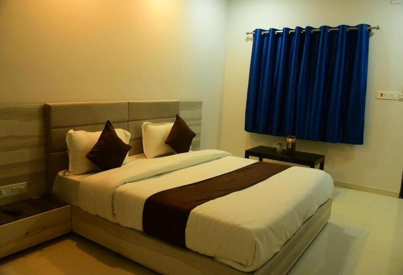 스탠다드 룸 킹사이즈 침대, Savera Palace