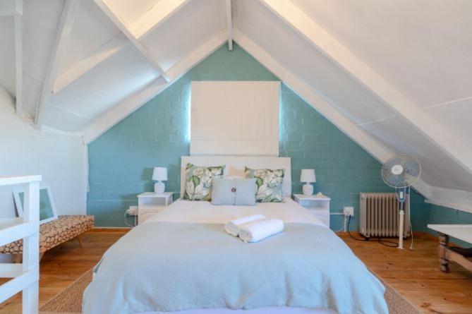 Семейный Номер, West Coast Seaside Getaway
