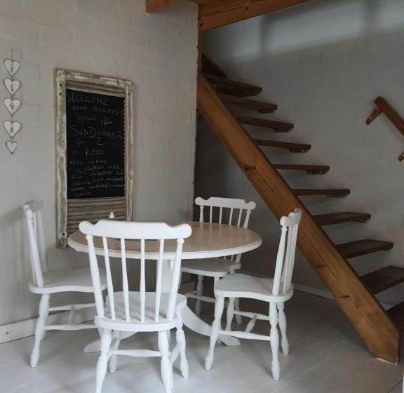 Дом 1 Спальня, West Coast Seaside Getaway