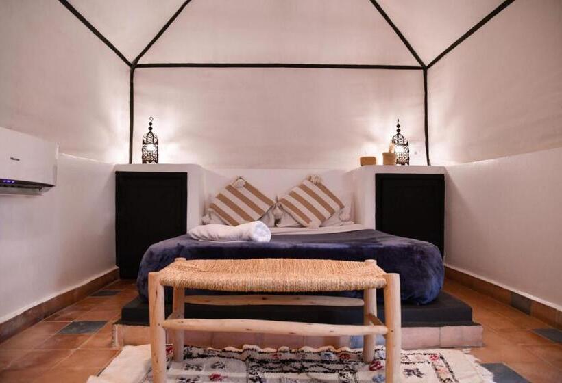 Номер Стандарт Вид на Сад, & Spa La Ferme El Dar