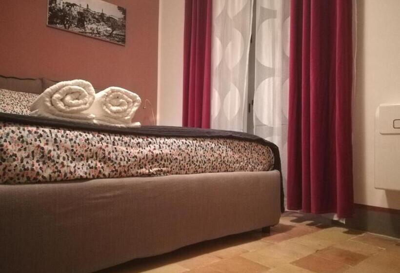 Номер Стандарт Трехместный, B&b La Cascata