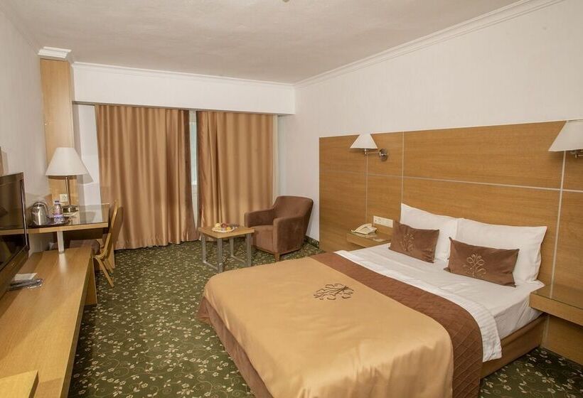 Номер Стандарт, Grand Cali