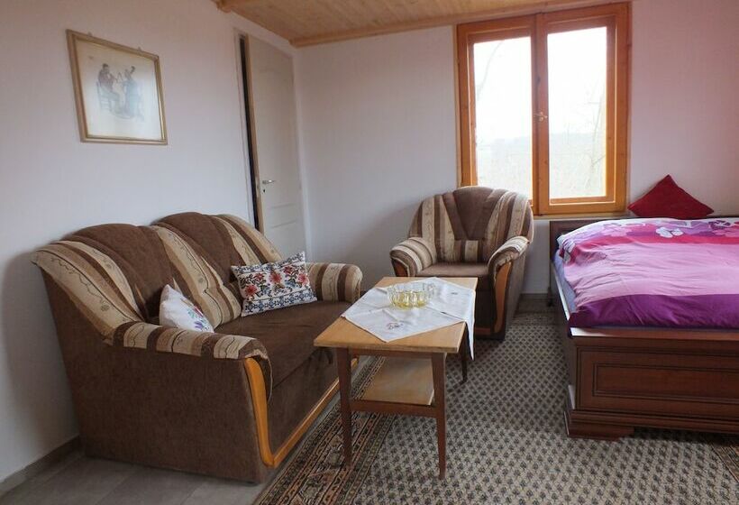 Дом 1 Спальня, Ferienhaus Weinbergalm