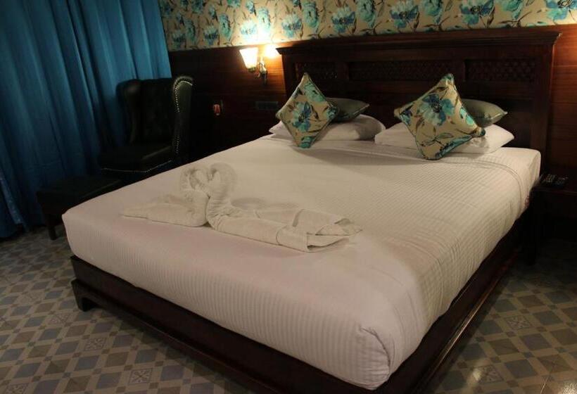 디럭스 룸, Symphony Summer Sands Beach Resort And Spa